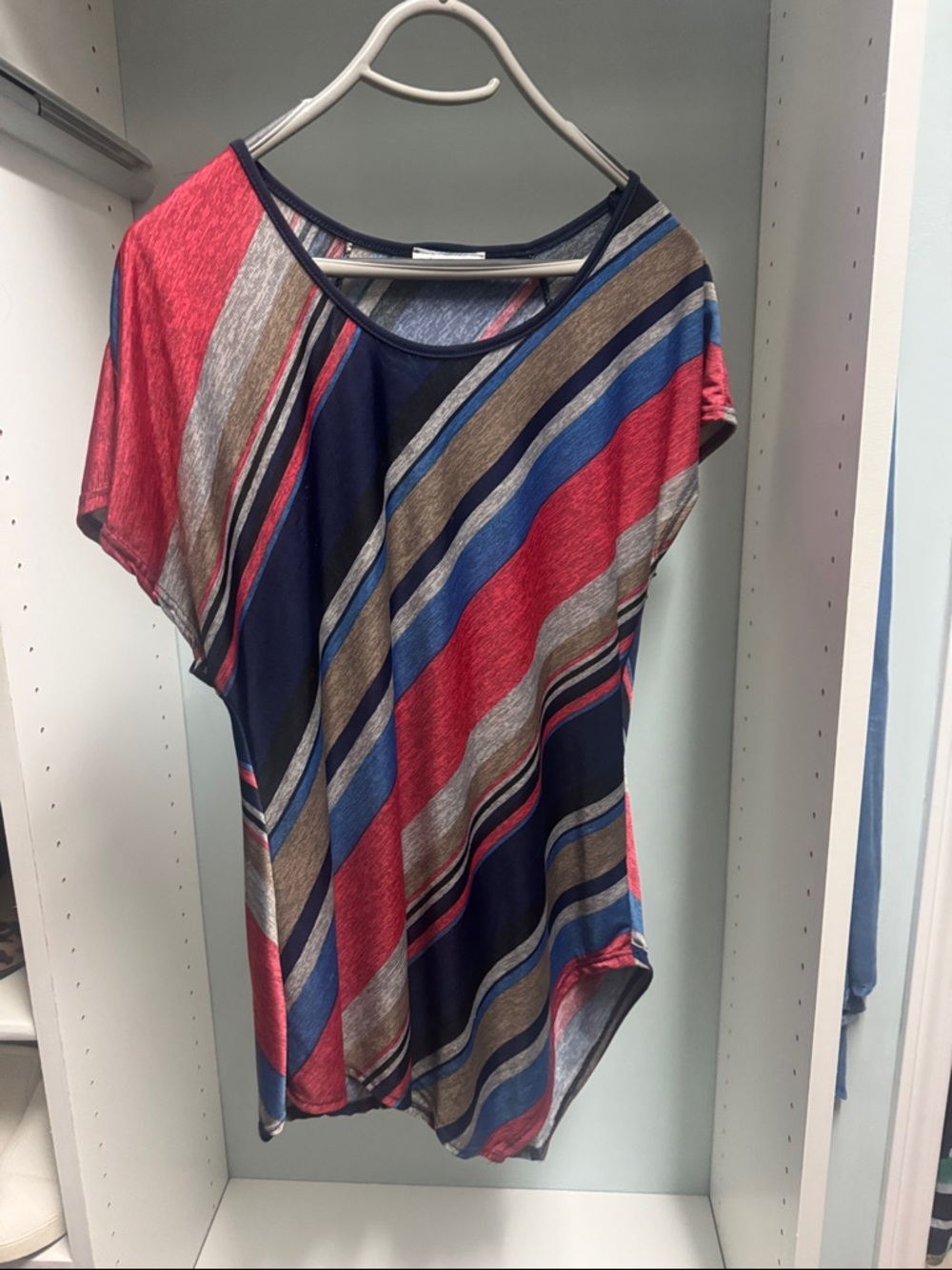 Striped Short-Sleeve Tee in Navy and Red